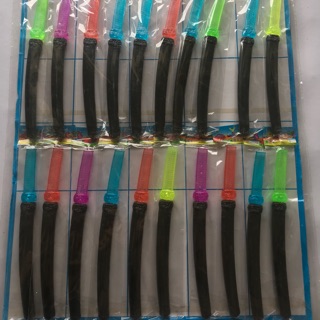 Vỉ đồ chơi kiếm nhựa 20 cái 1 vỉ