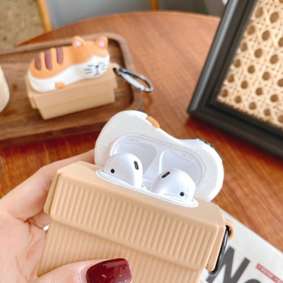 AIrPods case hình con mèo nằm trên cái hộp