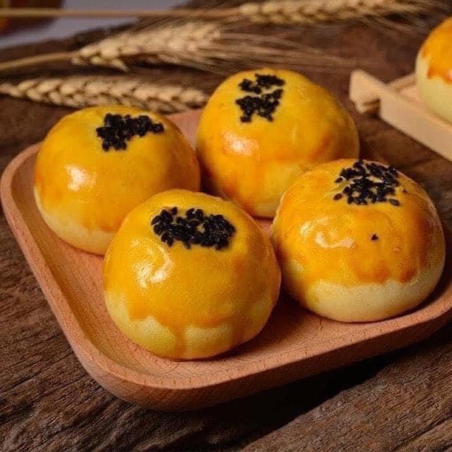 [ Combo 1KG ] Bánh Liu pía khay trứng chảy Egg Yolk Puff siêu hot - 19 cái