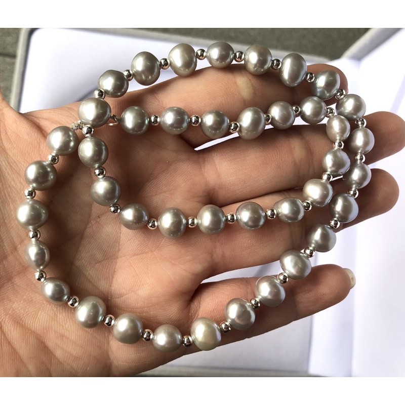Vòng cổ hạt ngọc trai nhân tạo dẹt màu xám mix bi hợp kim