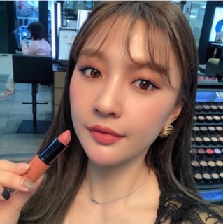 Son Mac phiên bản giới hạn Ruby Woo, Velvet Teddy , See Sheer