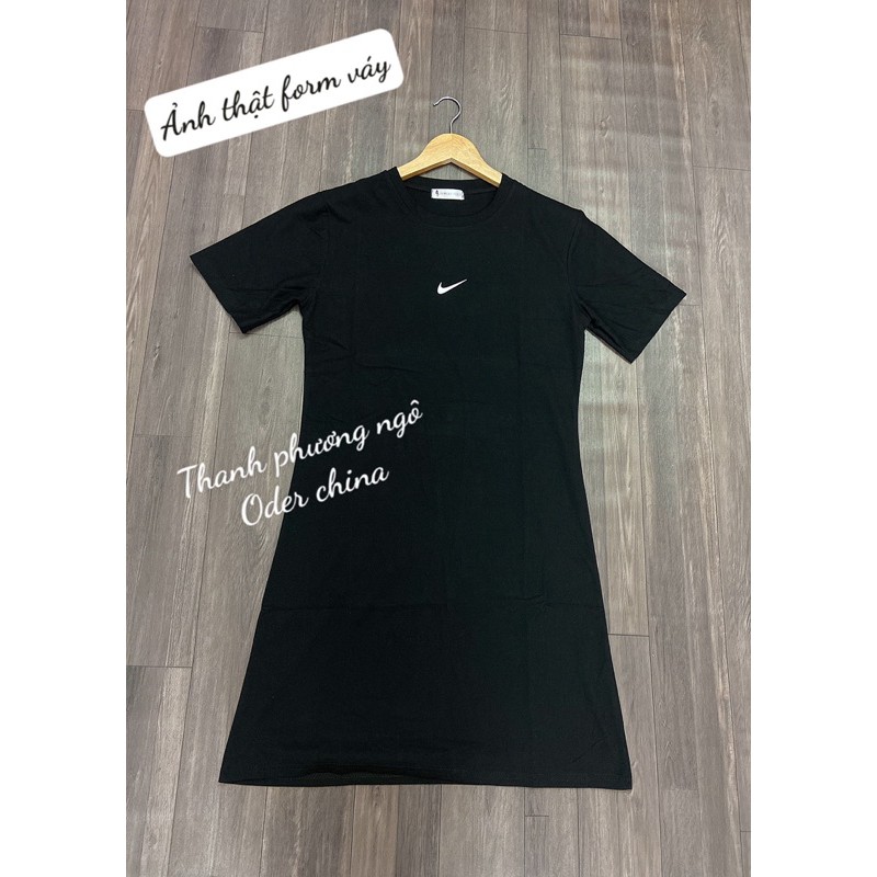 Váy suông đen trắng đơn giản | BigBuy360 - bigbuy360.vn