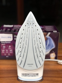 Bàn ủi hơi nước Philips GC2676
