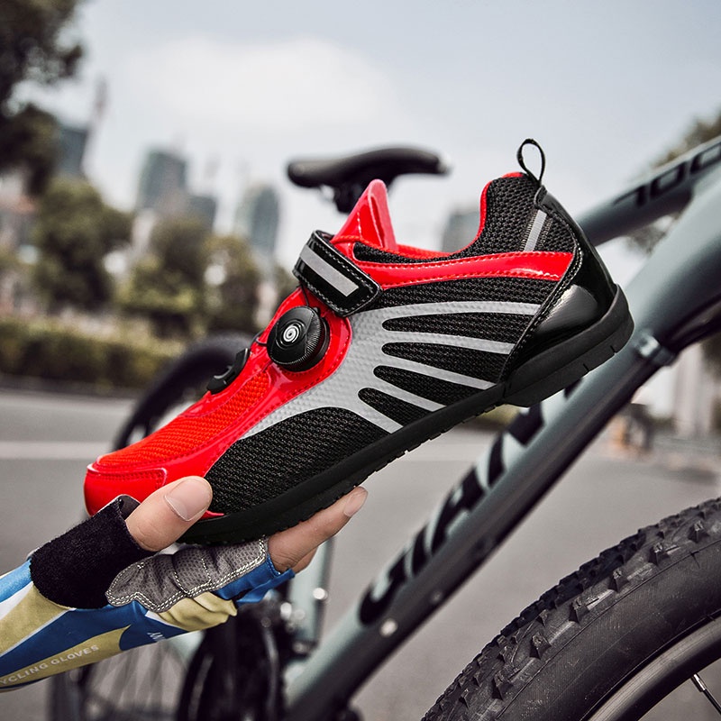 Giày đi xe đạp chống trượt thoáng khí có size 47 thoải mái dành cho cả nam và nữ