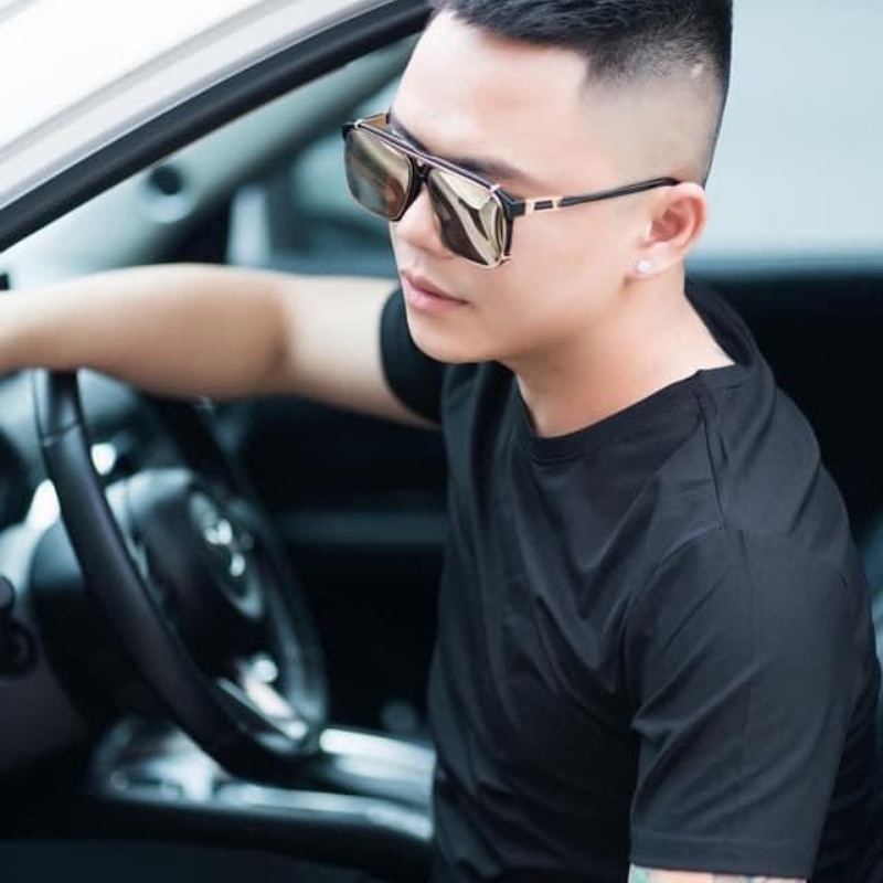 Áo Phông Form Rộng Tay Lỡ Ulatroi Áo Thun Unisex Nam Nữ Form Rộng Tay Lỡ Trắng Đen Oversize Cặp Đôi Nhóm In Chữ Cổ Tròn | BigBuy360 - bigbuy360.vn