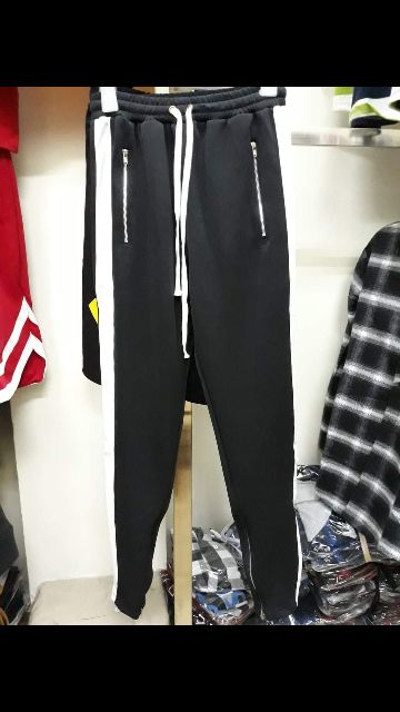 Siêu phẩm Track pants (sọc trắng/đỏ) | BigBuy360 - bigbuy360.vn