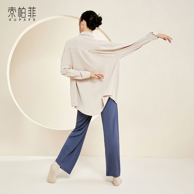 Áo Thun Tay Dài Dáng Rộng Phong Cách Mới Hiện Đại Cho Nữ Dễ Phối Đồ Hàng Ngày