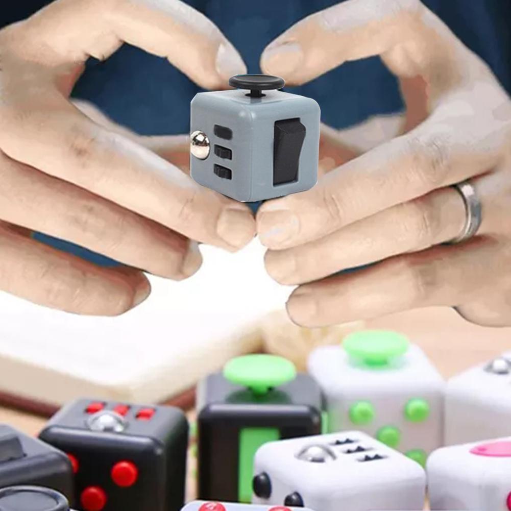 Đồ Chơi Fidget Cube Giảm Căng Thẳng I1F7 Màu Xám Và Đen