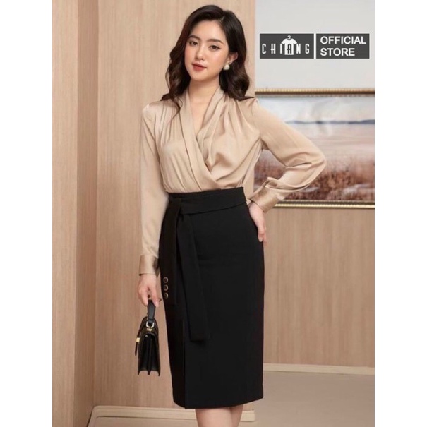 [NHẬP MÃ CHAS500 GIẢM NGAY 20K ĐƠN HÀNG 500] Chân váy bút chì công sở CHIANG xẻ vạt dây cách điệu cao cấp | BigBuy360 - bigbuy360.vn