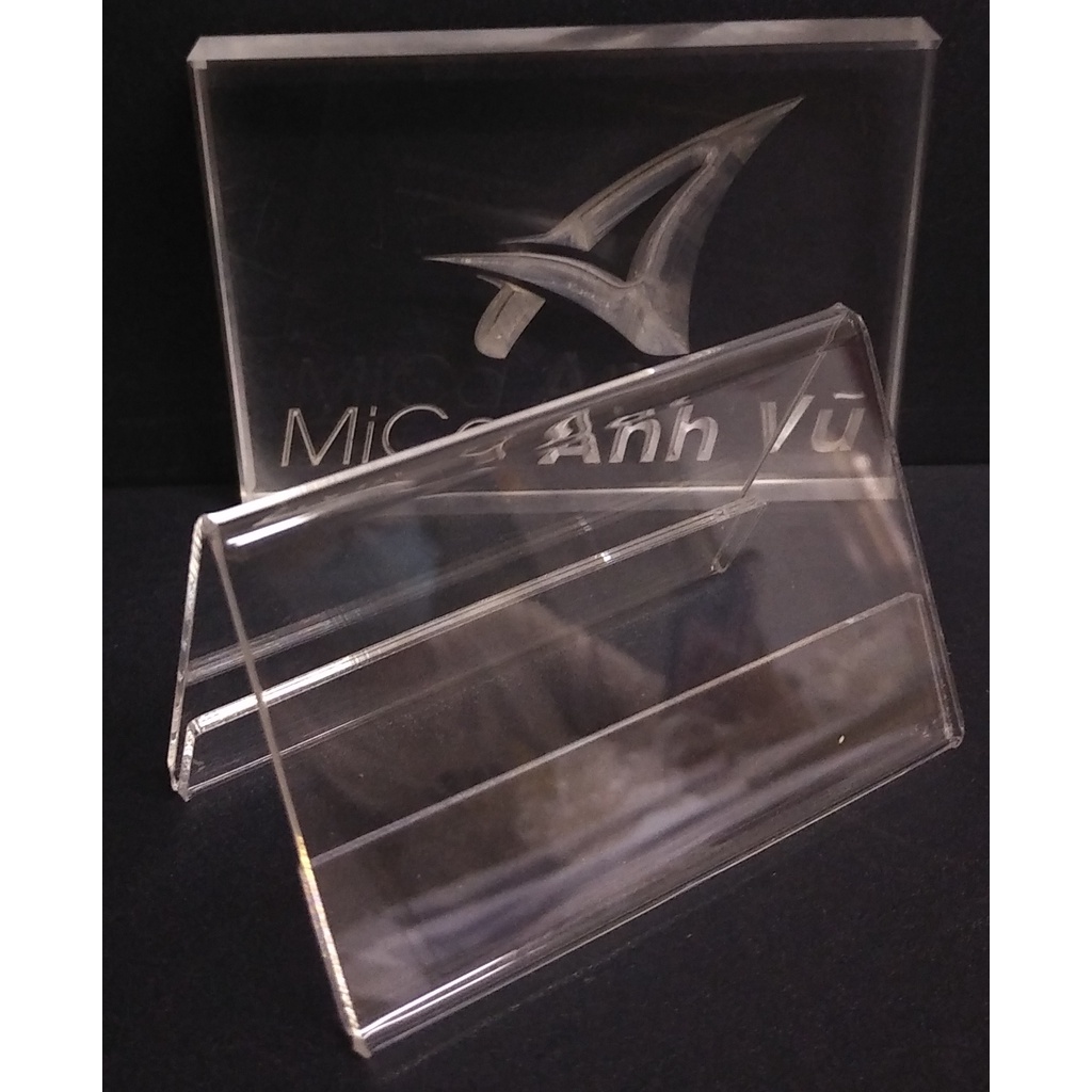 ❤️Kệ Mica chữ A 2 mặt - Biển tên chức danh Mica Đài Loan dầy 2mm - Bảng giá sản phẩm - Biển tam giác để bàn