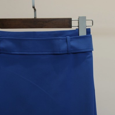 Chân Váy Chữ A MOMOCO, Thiết Kế Đai Cạp Ly Bên Trẻ Trung M1217