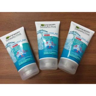 Sữa rửa mặt garnier 3 in 1