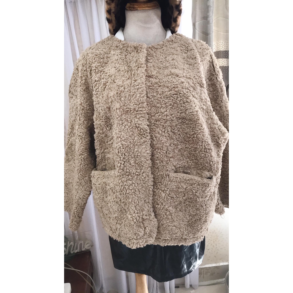 Khoác lông thỏ nude