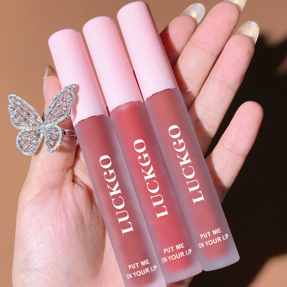 woman fashion retro Velvet Matte waterproof Lip Glaze Not Take Off Makeup Lipstick Lip Gloss