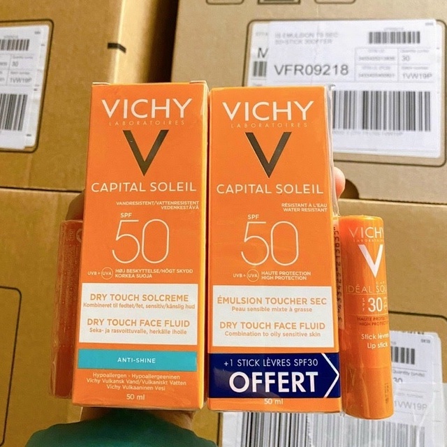 Kem Chống Nắng Vichy Capital Soleil Dry Touch SPF 50 UVA +UVB 50ml