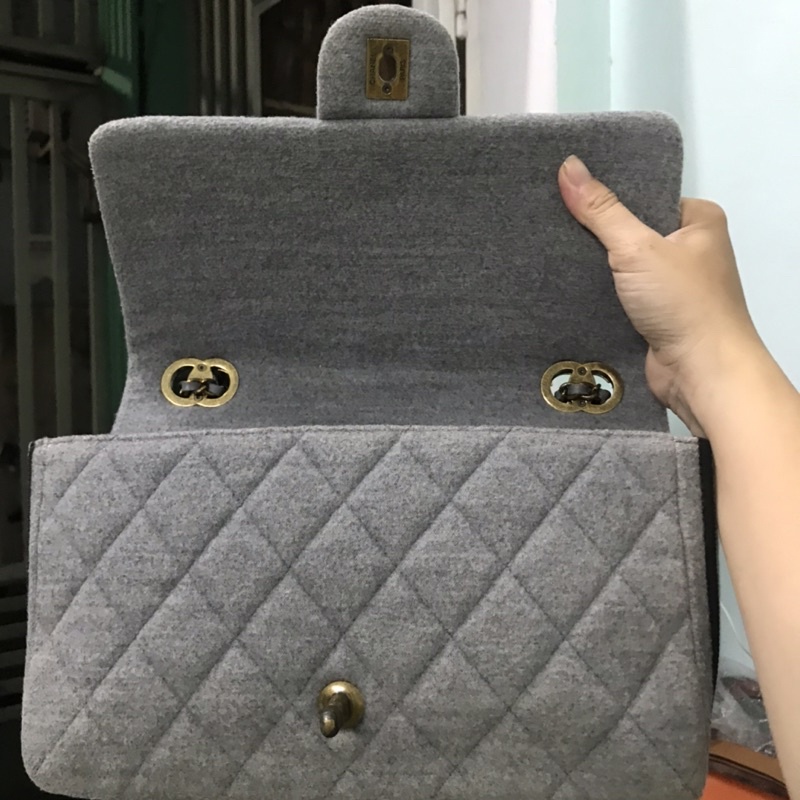Túi cn cổ hàng si tuyển phối da và dạ ép tình trạng  90% size 25