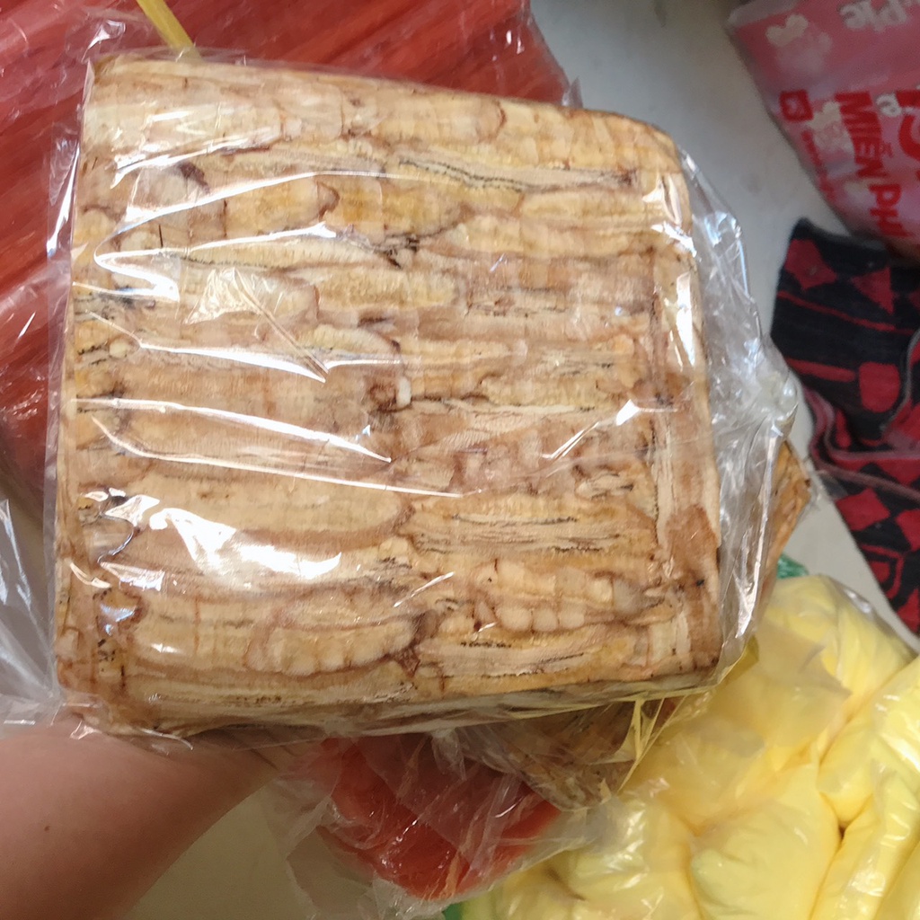 Bánh chuối miếng vuông nướng ăn liền 500gram 1kg