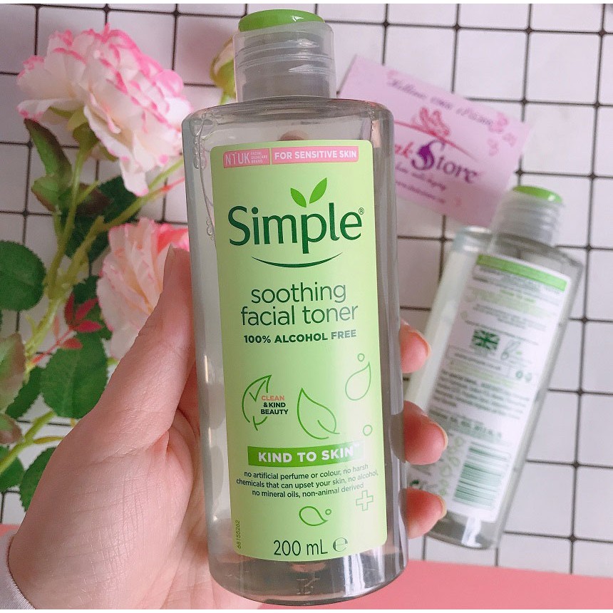 Nước hoa hồng Simple
