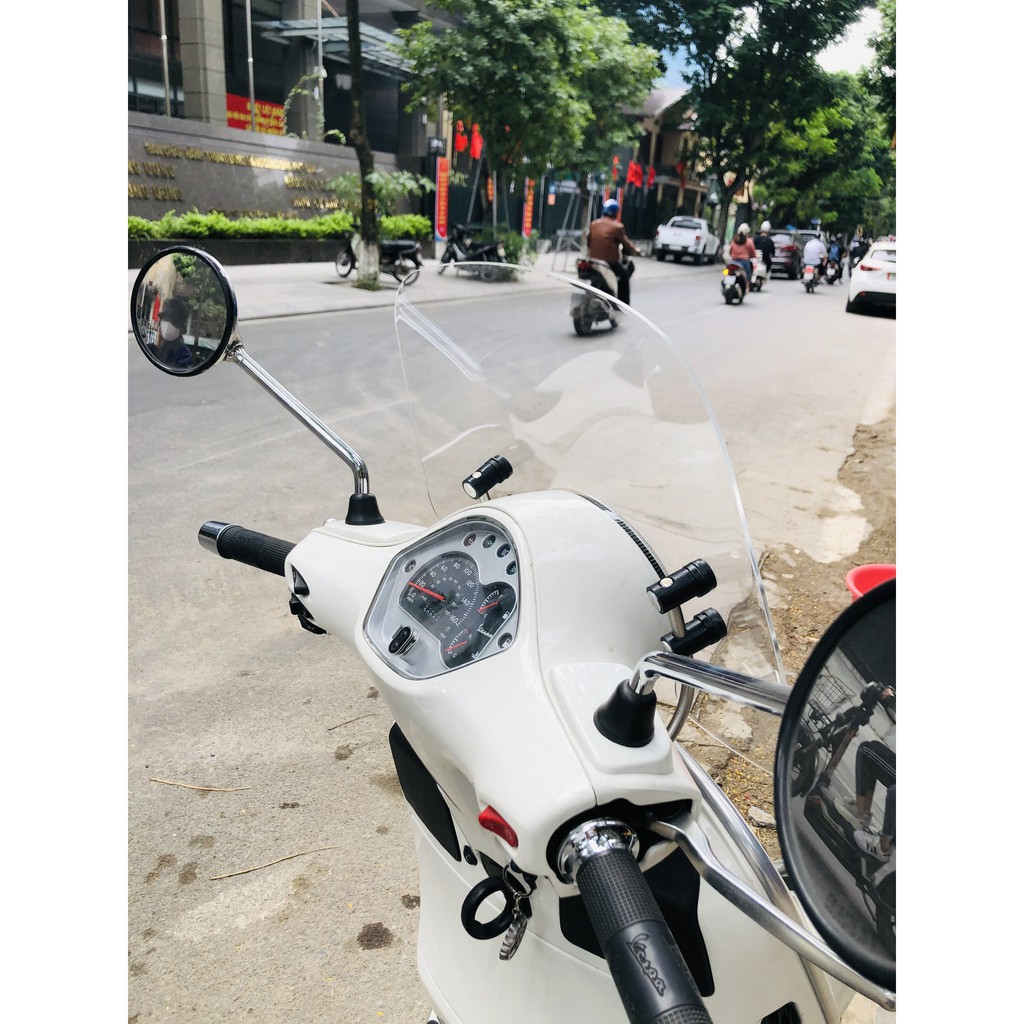 Kính chắn gió xe Piaggio Vespa GTS 36cm