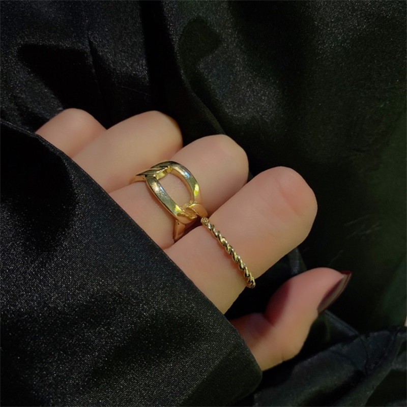 Set 2 nhẫn kim loại dạng hở phối dây xích thời trang