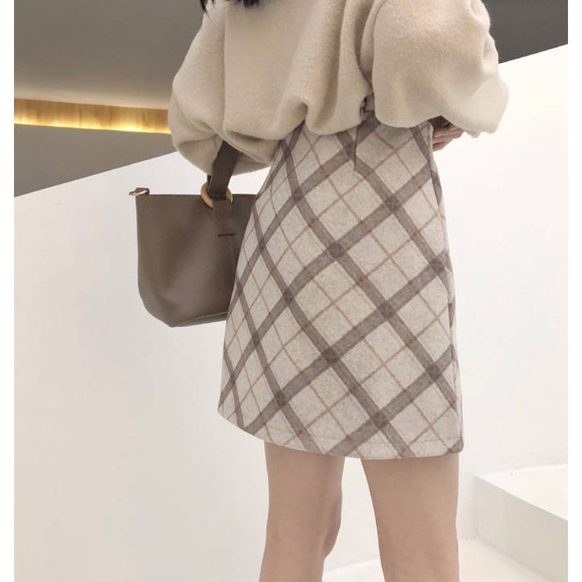 Bộ Áo Sweater Dài Tay + Chân Váy Xinh Xắn Theo Phong Cách Hàn Quốc | BigBuy360 - bigbuy360.vn