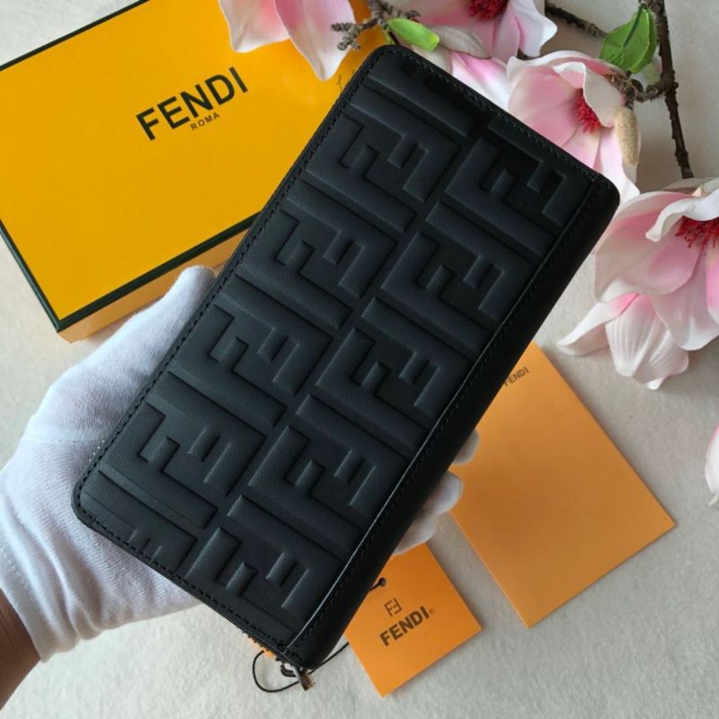 ví da nam nữ cầm tay dáng dài kéo khóa họa tiết chữ F Fendi FD