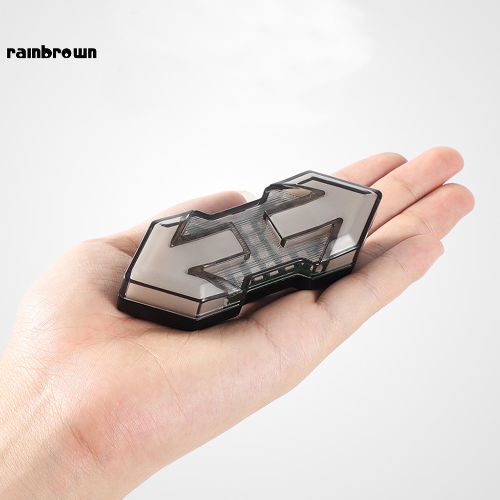 Đèn xi nhan gắn đuôi xe đạp leo núi chống rơi có thể sạc lại tiện dụng