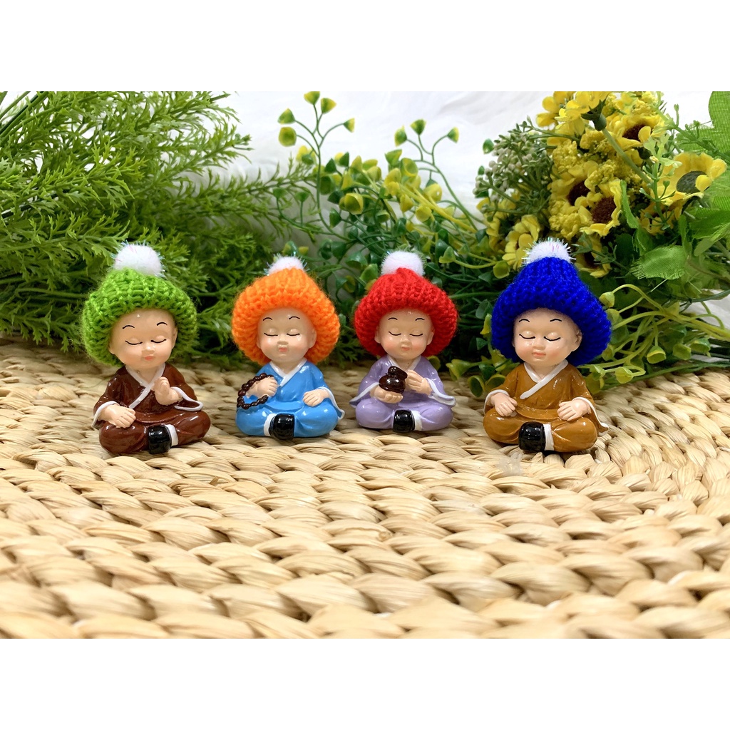 Tượng Chú Tiểu Hư Không đội nón len Việt Nam (Hàng Độc Quyền)