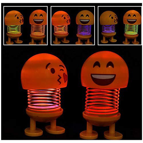 Vịt gắn xe đội nón bảo hiểm kèm chong chóng có đèn bên trong