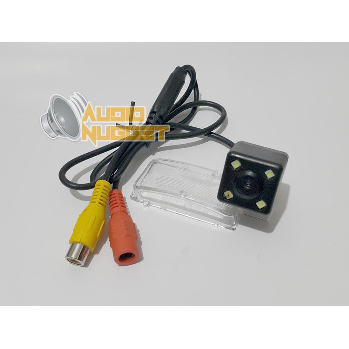 Camera Lùi Xe 4 Bóng LED Cho Toyota Ayla CCD OEM