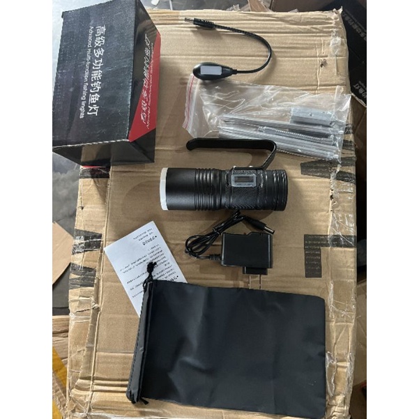 Đèn câu cá, đèn soi phao. đầy đủ phụ kiện như  sạc, chân chống, rất thích hợp câu đêm sẽ