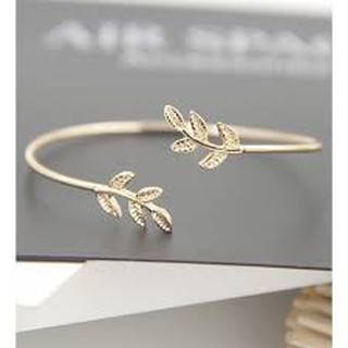 Lắc Tay 5 Lá Đôi Xinh Xắn