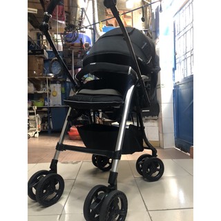 Xe đẩy Combi Diaclasse FD500