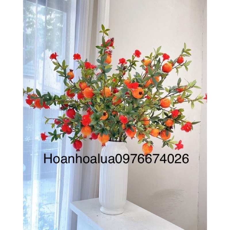 Cành lựu giả_Lựu phú quý 6 quả có hoa cành nhiều lá, thân phủ cao su nâu giống thật 99% cành cao 75cm