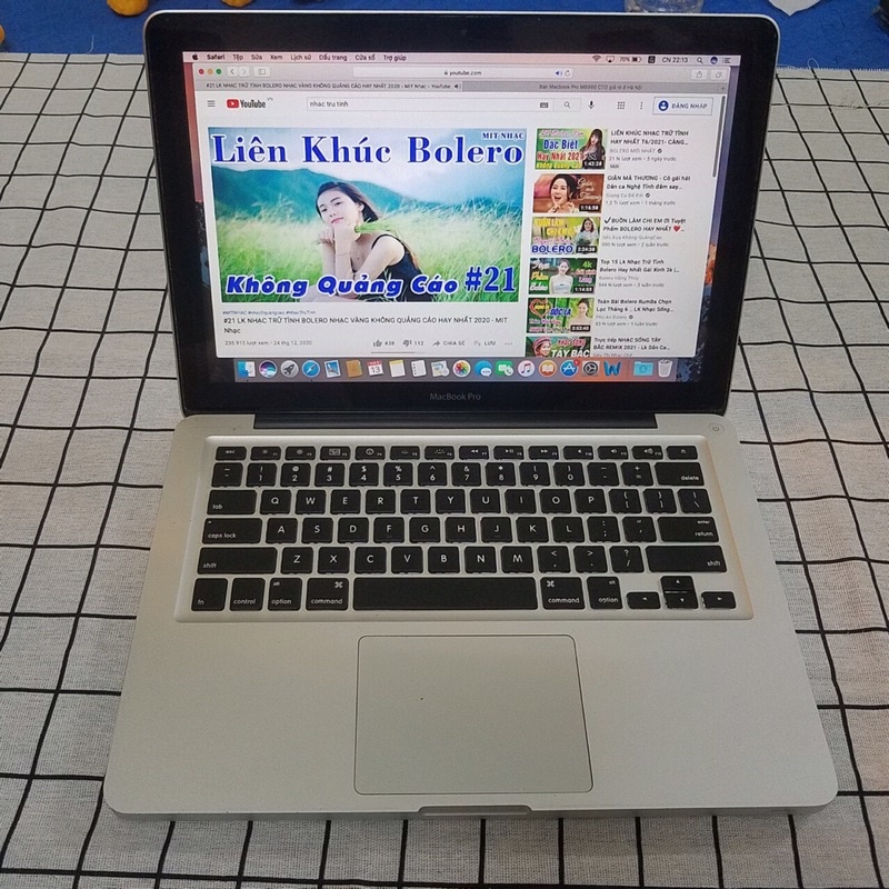 Macbook Pro 2011 MC700 i5 ram 8Gb ổ cứng ssd 128 màn hình 13.3