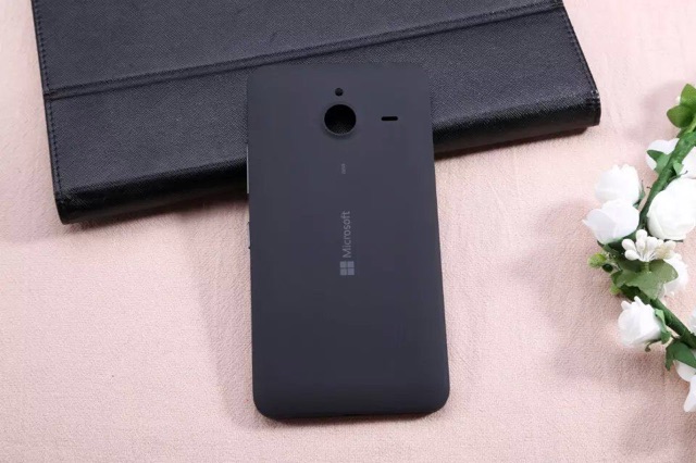 Lắp lưng Nokia Lumia 640XL