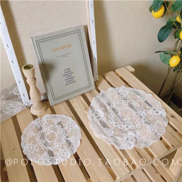 Tấm lót ren Vintage