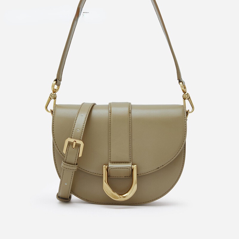 Charles and KEITH CK2-80781412 Túi Yên Ngựa Kim Loại Lớn Cầm Tay Phong Cách retro