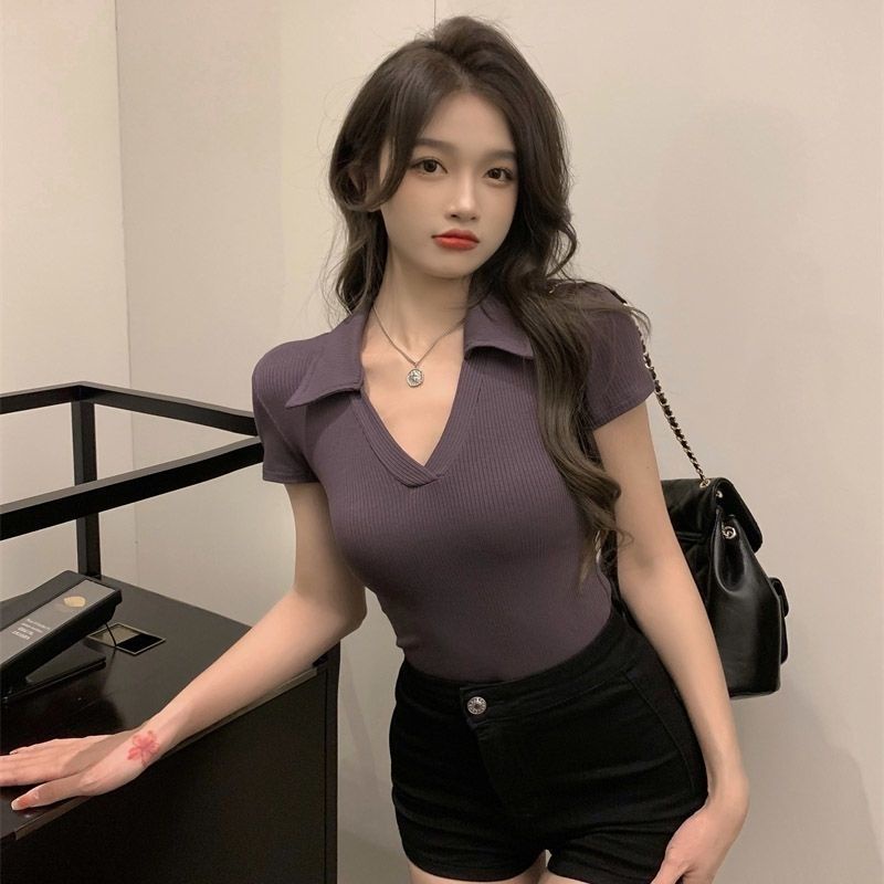 Áo polo COZOKC tay ngắn cổ chữ V dáng ôm phong cách cổ điển