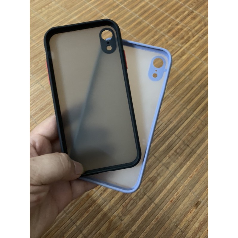 combo 2 ốp iphone Xr ..hàng like new 99%