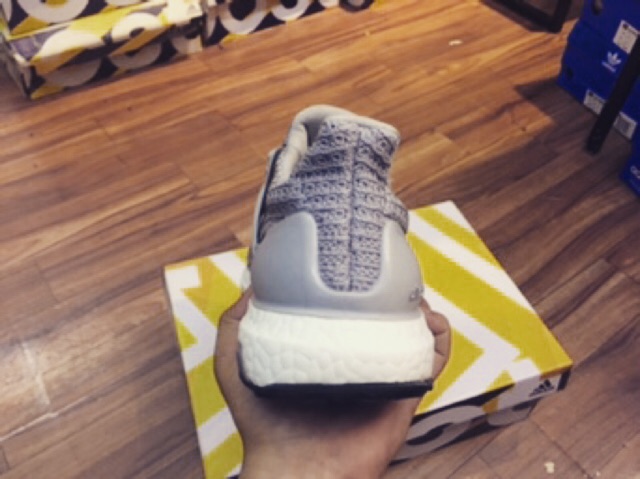 Giày Ultraboost 4.0 grey | BigBuy360 - bigbuy360.vn