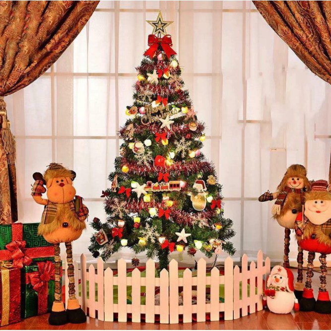 Cây thông cao 2.1m kèm đầy đủ 220 phụ kiện trang trí