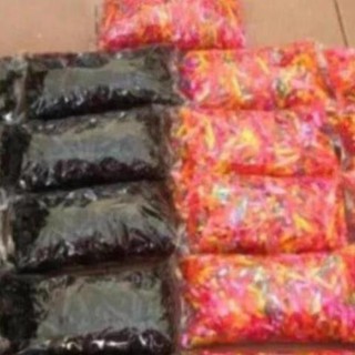 Buộc tóc bé gái mix màu