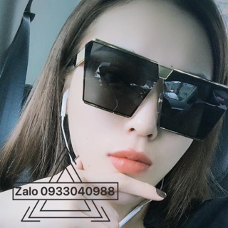 KÍNH VUÔNG HOT HOA HẬU KỲ DUYÊN