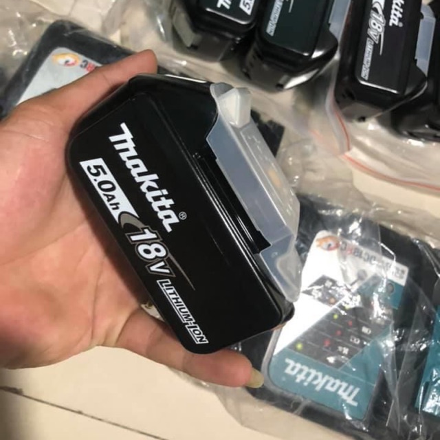 Pin lion 18v-5ah makita chính hãng mới 100%