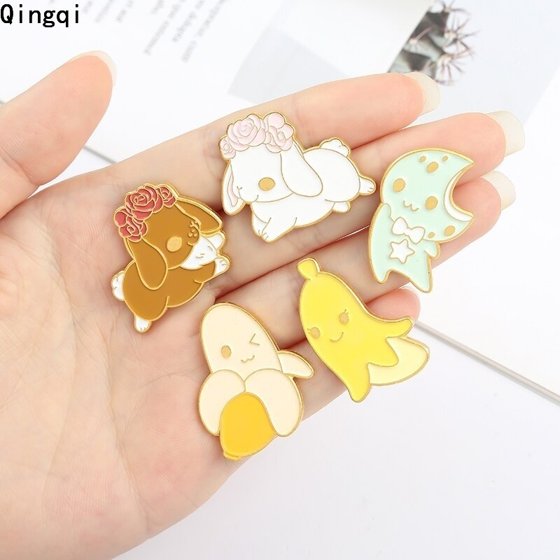 Ghim cài áo Miss Zoe hình trái chuối / mặt trăng / ngôi sao / cún hoạt hình dễ thương