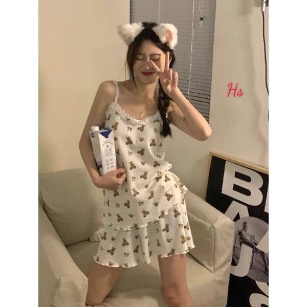 Bộ Ngủ Nữ Áo 2 Dây Viền Ren Quần Short Ống Rộng Họa Tiết Gấu | BigBuy360 - bigbuy360.vn