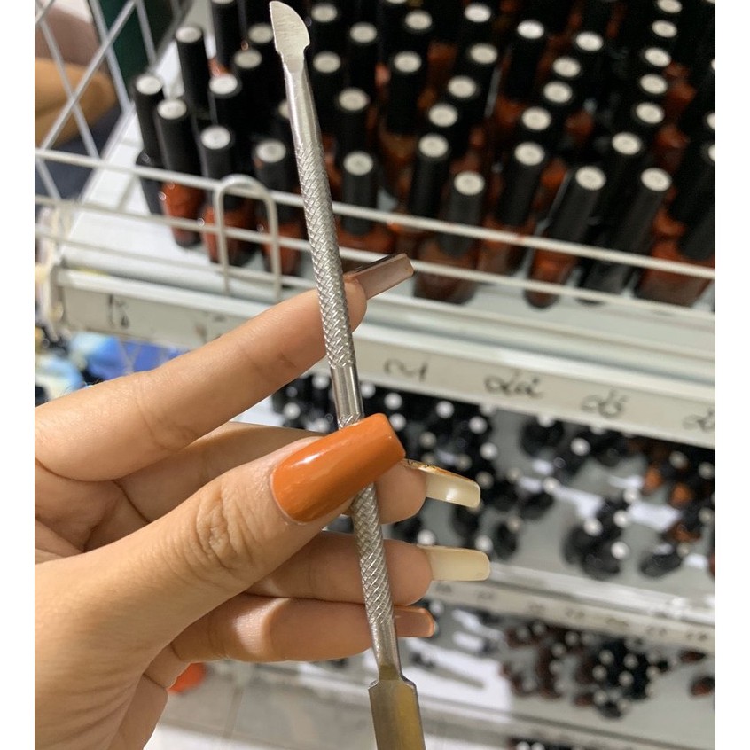 Cây đẩy da, dành cho thợ nail