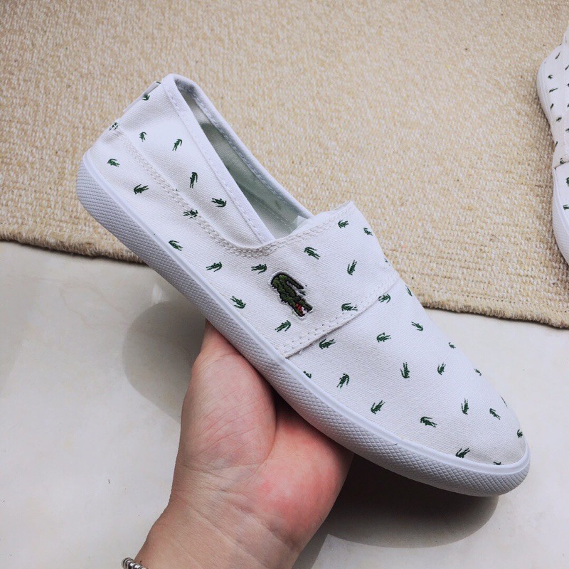 giầy lười hoạ tiết nhẹ nhàng sang chảnh lacoste