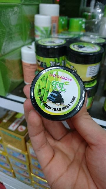 Gel hút mụn than hoạt tính